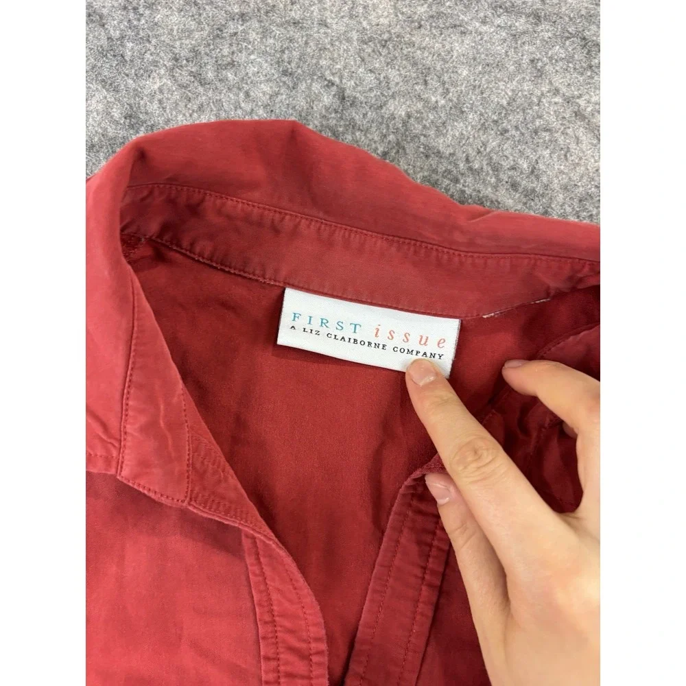 Liz Claiborne First Issue Women's 100% Silk Long Sleeve Button Down Red Size 12